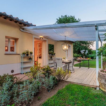 Villa Bassotta, A Charming Cottage Lucca Exterior foto
