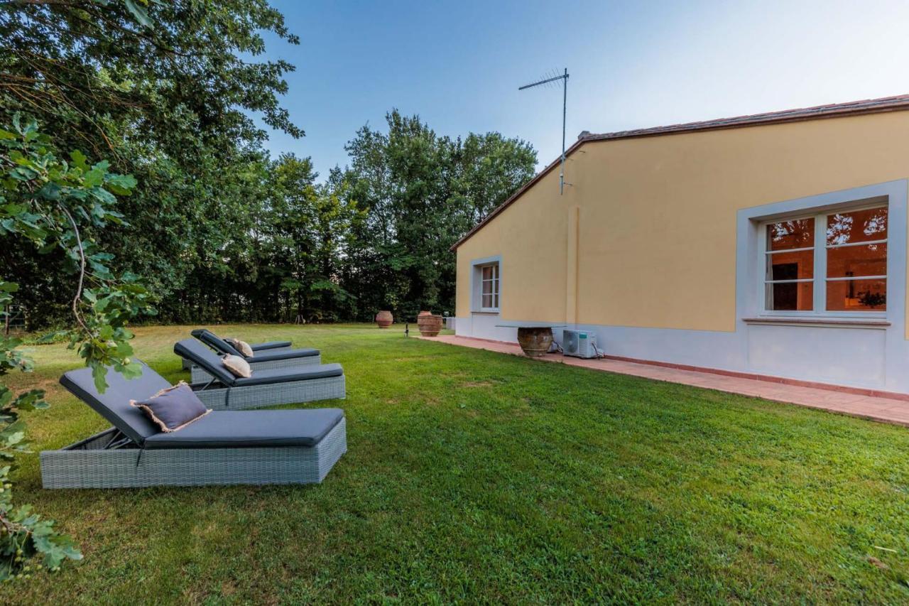 Villa Bassotta, A Charming Cottage Lucca Exterior foto